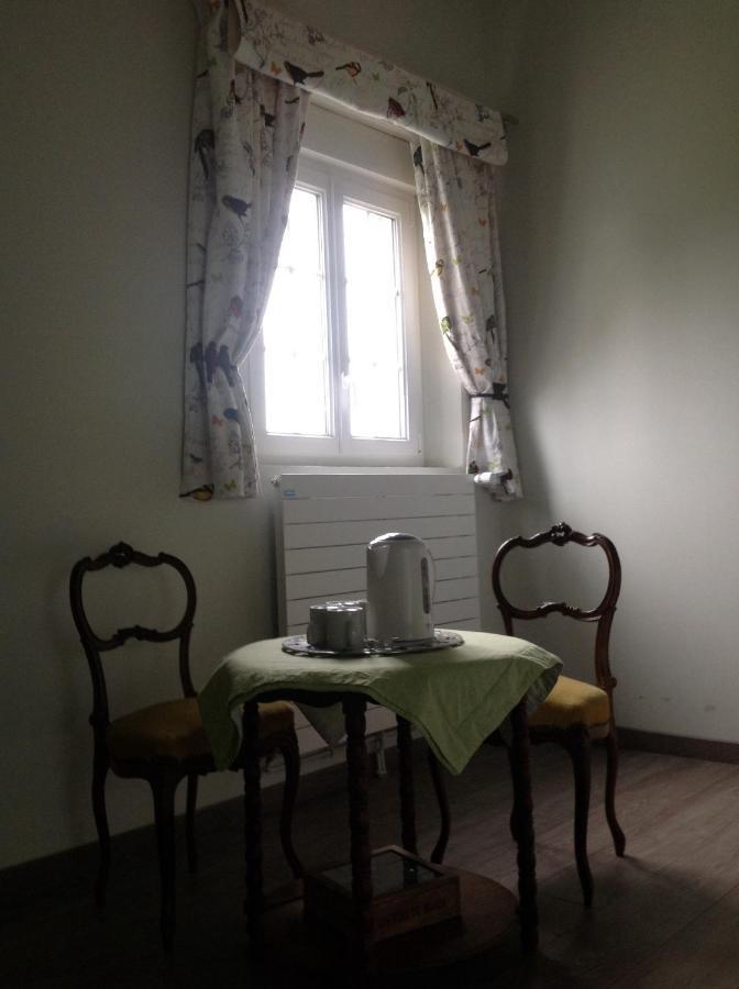Le Saint Aubin- Maison D Hotes Dans Ce Monastere Du 16 Siecle Amfreville-la-Campagne Zewnętrze zdjęcie
