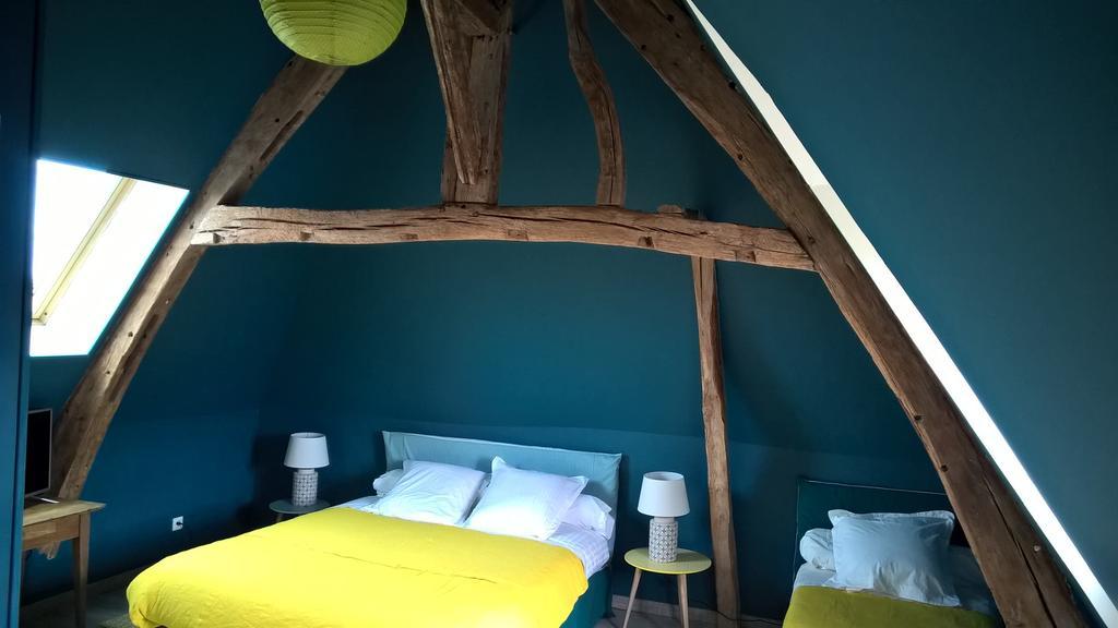 Le Saint Aubin- Maison D Hotes Dans Ce Monastere Du 16 Siecle Amfreville-la-Campagne Zewnętrze zdjęcie